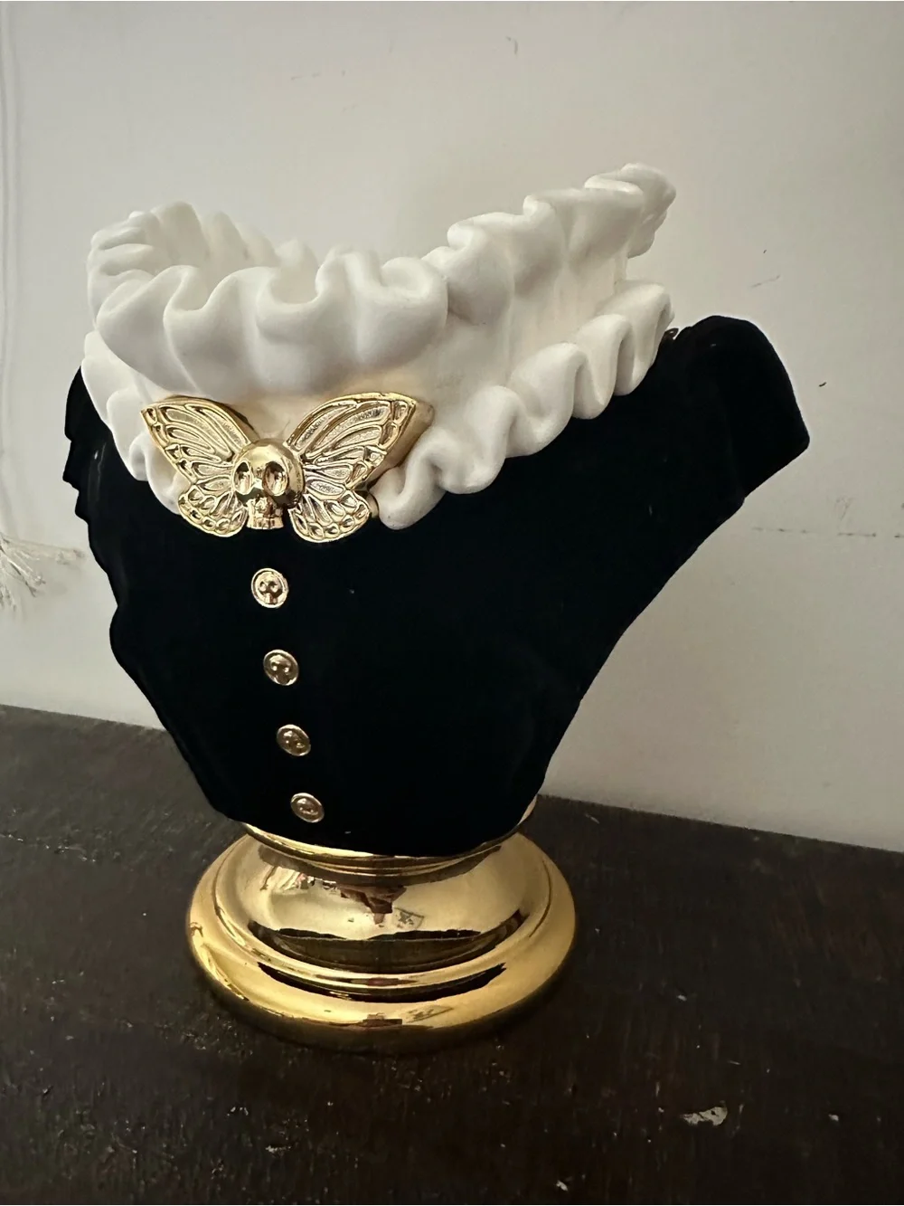 Bath & Body Works Headless Madame 3 Wick Candle Holder